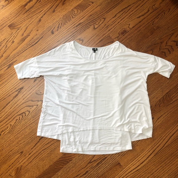 Womens White Layered Flowy Top - Picture 3 of 8